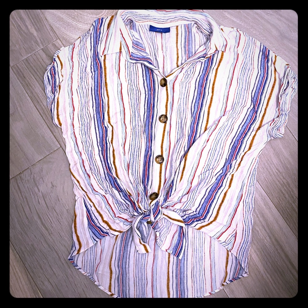 Stripe Tie front shirt